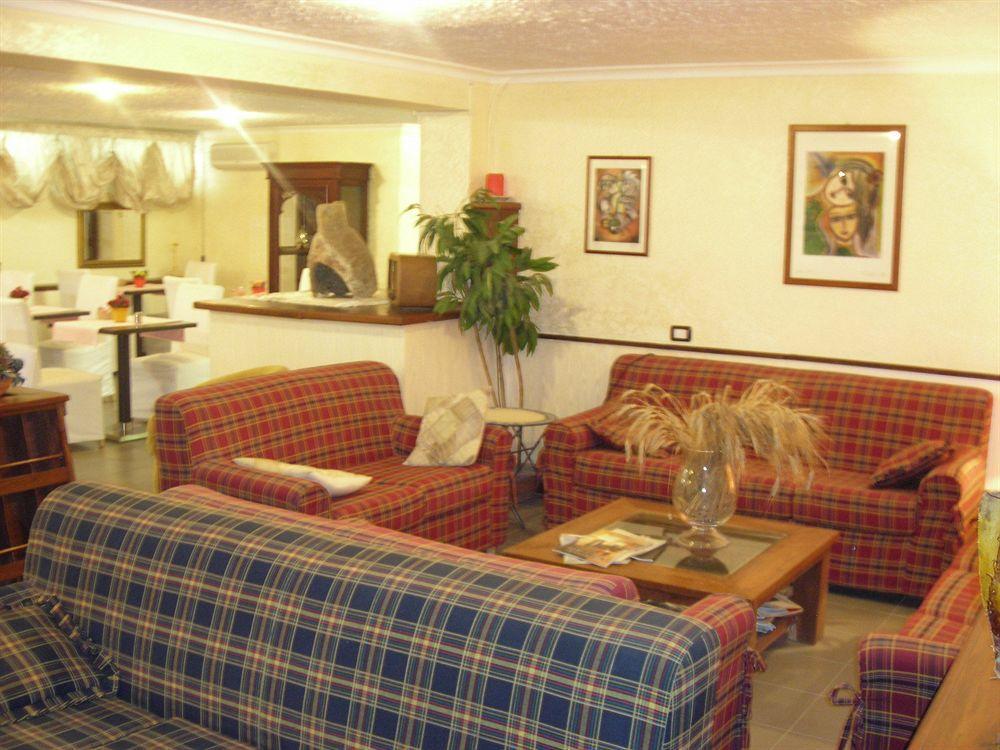 Hotel La Torraccia Tarquinia Buitenkant foto
