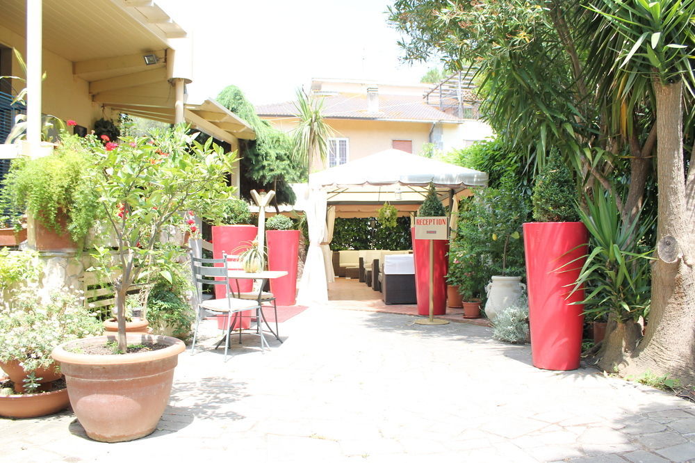 Hotel La Torraccia Tarquinia Buitenkant foto